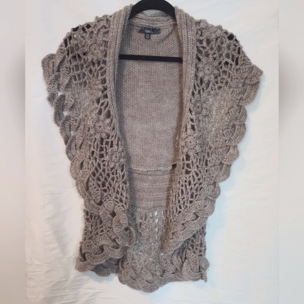 Ladies Crochet Vest